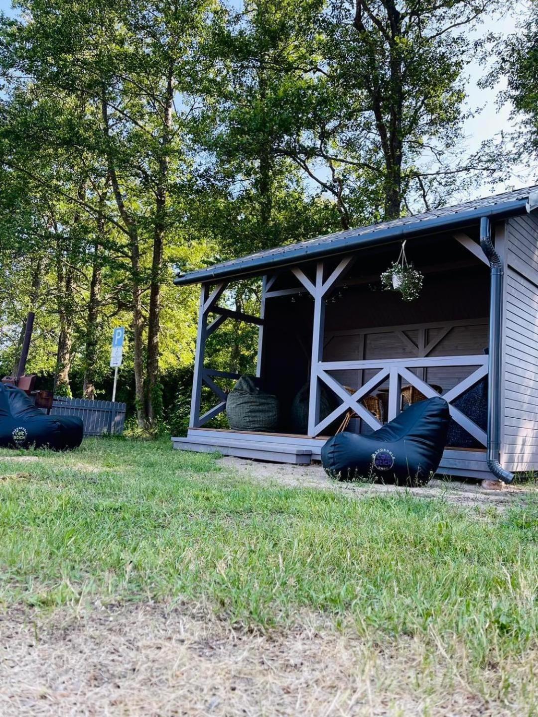 Guest House Saulgriezes Nīca エクステリア 写真